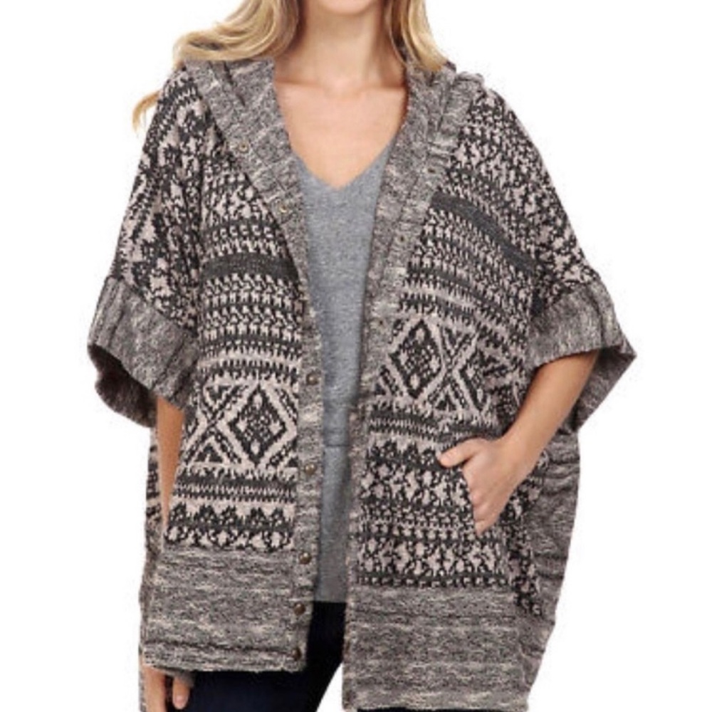 Lucky Brand hooded poncho osfm